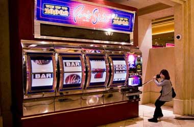 Big Bertha Slot Machine